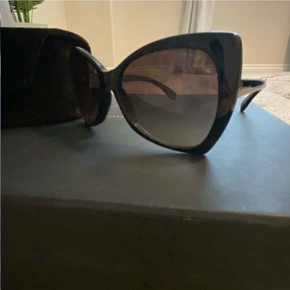 EUC Tom Ford Nico Sunglasses